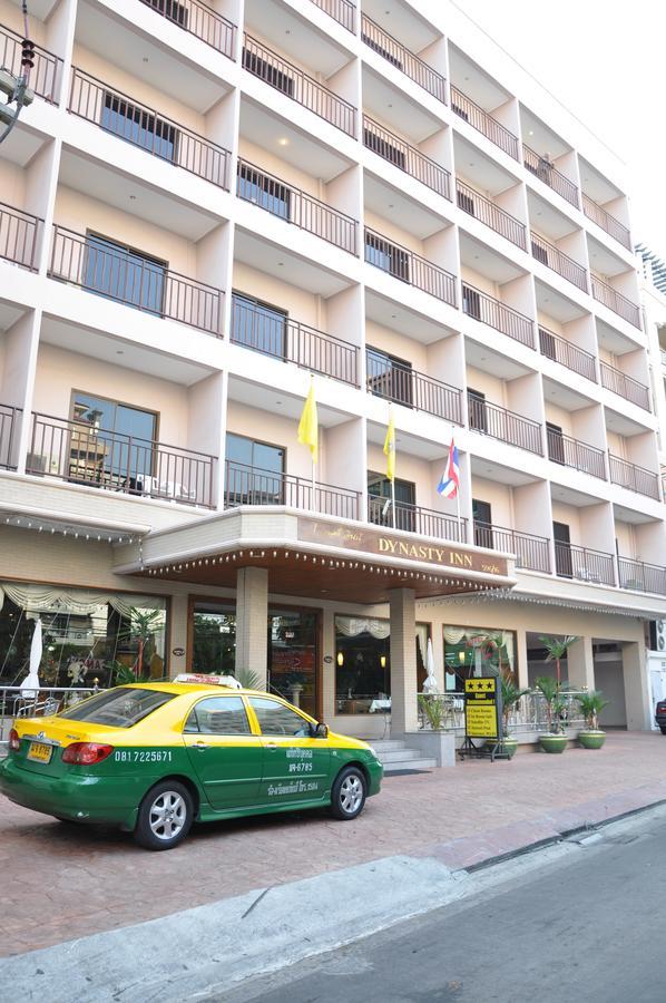 Dynasty Inn Pattaya Bagian luar foto